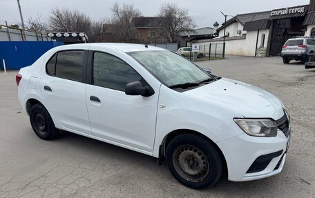 Renault Logan II, 2018 год, 419 000 рублей, 3 фотография