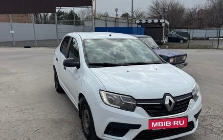 Renault Logan II, 2018 год, 419 000 рублей, 2 фотография