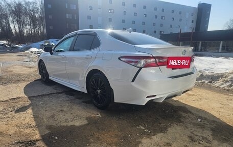 Toyota Camry, 2020 год, 2 000 000 рублей, 6 фотография