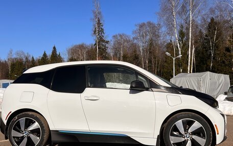 BMW i3 I01 рестайлинг, 2014 год, 1 500 000 рублей, 17 фотография