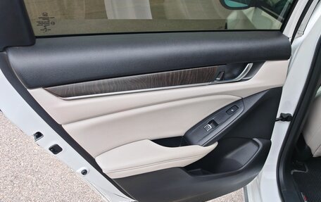 Honda Accord IX рестайлинг, 2018 год, 2 050 000 рублей, 11 фотография