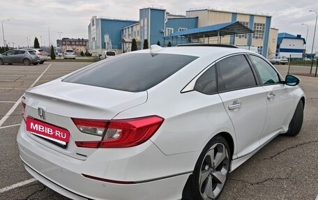 Honda Accord IX рестайлинг, 2018 год, 2 050 000 рублей, 17 фотография