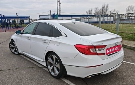 Honda Accord IX рестайлинг, 2018 год, 2 050 000 рублей, 20 фотография
