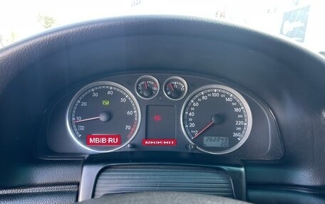 Volkswagen Passat B5+ рестайлинг, 2002 год, 385 000 рублей, 13 фотография