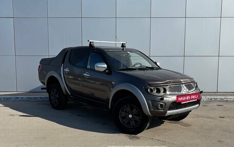 Mitsubishi L200 IV рестайлинг, 2011 год, 1 100 000 рублей, 6 фотография