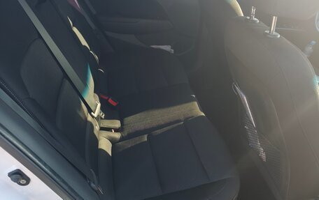 Hyundai Elantra VI рестайлинг, 2018 год, 1 600 000 рублей, 6 фотография