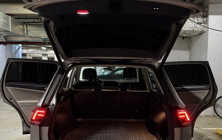 Volkswagen Tiguan II, 2017 год, 2 300 000 рублей, 12 фотография