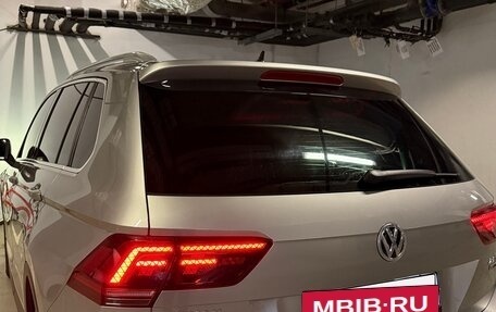 Volkswagen Tiguan II, 2017 год, 2 300 000 рублей, 4 фотография