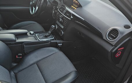 Mercedes-Benz C-Класс, 2012 год, 1 600 000 рублей, 9 фотография