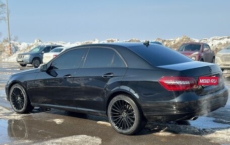 Mercedes-Benz E-Класс, 2011 год, 1 580 000 рублей, 6 фотография