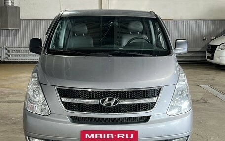 Hyundai Grand Starex Grand Starex I рестайлинг 2, 2012 год, 1 855 000 рублей, 2 фотография