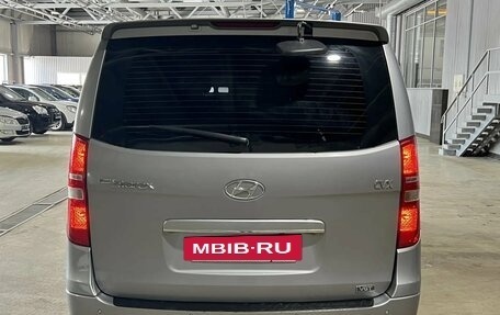 Hyundai Grand Starex Grand Starex I рестайлинг 2, 2012 год, 1 855 000 рублей, 6 фотография