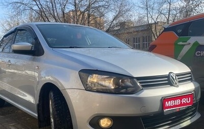 Volkswagen Polo VI (EU Market), 2012 год, 980 000 рублей, 1 фотография