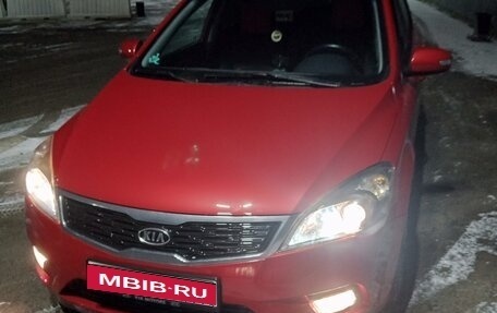 KIA cee'd I рестайлинг, 2011 год, 825 000 рублей, 1 фотография