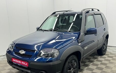 Chevrolet Niva I рестайлинг, 2017 год, 835 000 рублей, 1 фотография