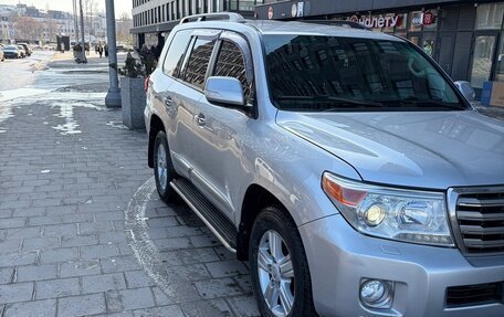 Toyota Land Cruiser 200, 2012 год, 3 235 000 рублей, 2 фотография