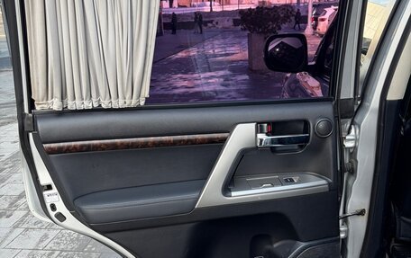 Toyota Land Cruiser 200, 2012 год, 3 235 000 рублей, 11 фотография