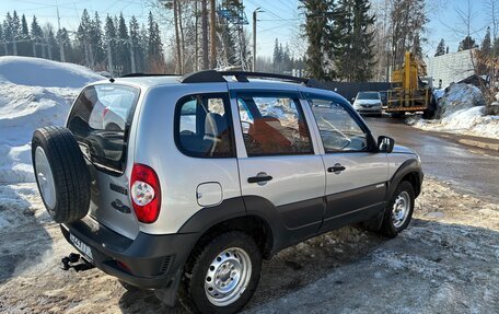 Chevrolet Niva I рестайлинг, 2012 год, 439 000 рублей, 4 фотография