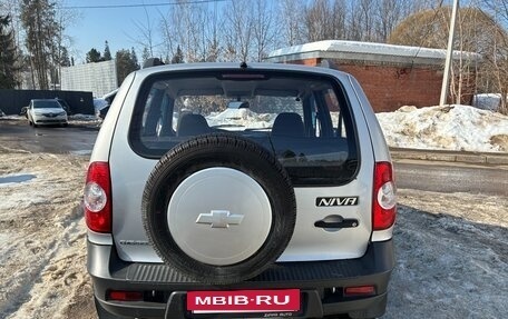 Chevrolet Niva I рестайлинг, 2012 год, 439 000 рублей, 6 фотография