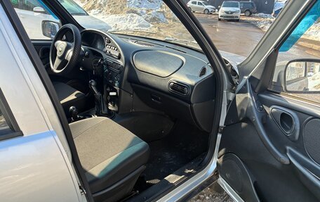 Chevrolet Niva I рестайлинг, 2012 год, 439 000 рублей, 14 фотография