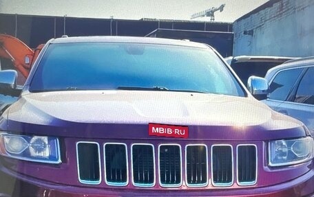 Jeep Grand Cherokee, 2016 год, 2 450 000 рублей, 36 фотография