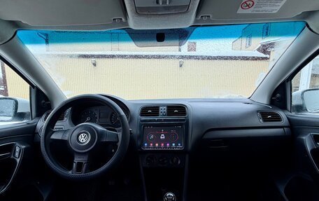 Volkswagen Polo VI (EU Market), 2013 год, 560 000 рублей, 14 фотография