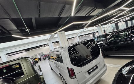 Mercedes-Benz V-Класс, 2026 год, 14 890 000 рублей, 37 фотография