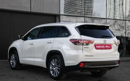 Toyota Highlander III, 2014 год, 3 850 000 рублей, 6 фотография