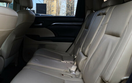 Toyota Highlander III, 2014 год, 3 850 000 рублей, 8 фотография