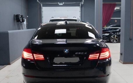 BMW 5 серия, 2013 год, 1 290 000 рублей, 3 фотография