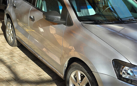 Volkswagen Polo VI (EU Market), 2012 год, 680 000 рублей, 2 фотография