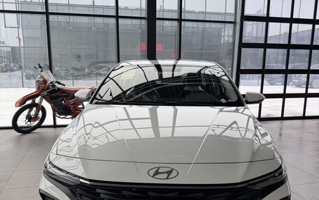 Hyundai Elantra, 2023 год, 2 349 000 рублей, 2 фотография