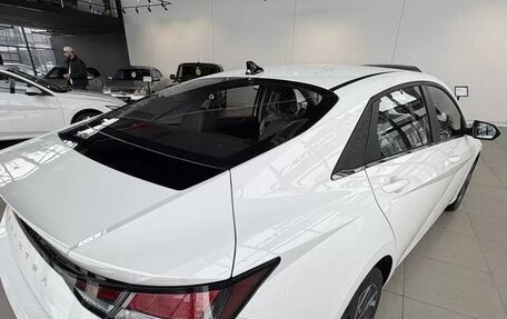 Hyundai Elantra, 2023 год, 2 349 000 рублей, 6 фотография