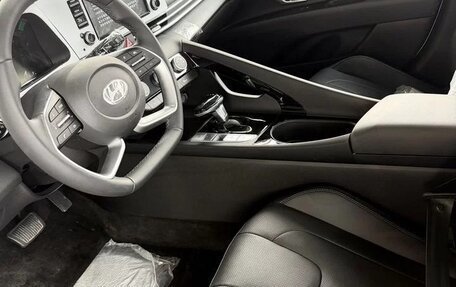 Hyundai Elantra, 2023 год, 2 349 000 рублей, 12 фотография