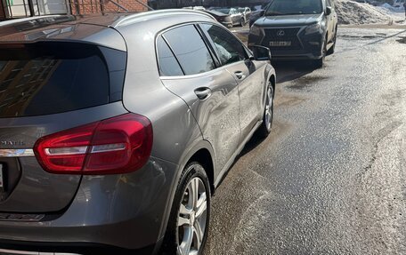 Mercedes-Benz GLA, 2015 год, 2 250 000 рублей, 15 фотография