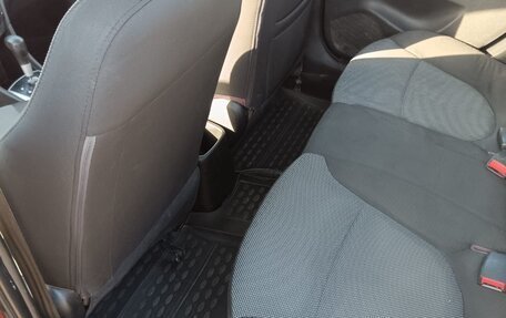 Hyundai Solaris II рестайлинг, 2013 год, 580 000 рублей, 3 фотография