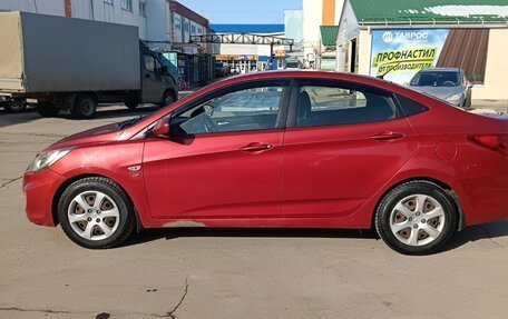 Hyundai Solaris II рестайлинг, 2013 год, 580 000 рублей, 10 фотография