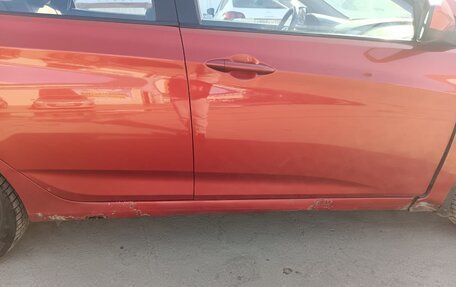 Hyundai Solaris II рестайлинг, 2013 год, 580 000 рублей, 12 фотография