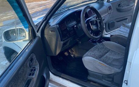 KIA Sportage IV рестайлинг, 2001 год, 370 000 рублей, 14 фотография