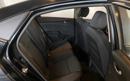 Hyundai Solaris II рестайлинг, 2018 год, 1 300 000 рублей, 17 фотография