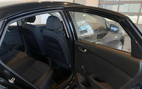 Hyundai Solaris II рестайлинг, 2018 год, 1 300 000 рублей, 26 фотография