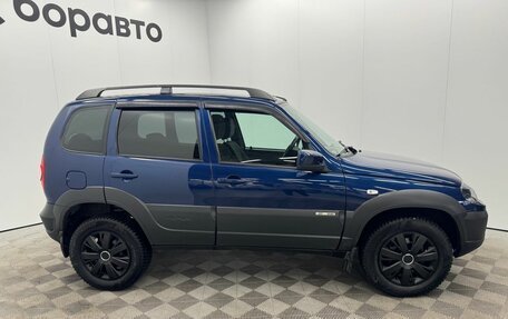 Chevrolet Niva I рестайлинг, 2017 год, 835 000 рублей, 6 фотография