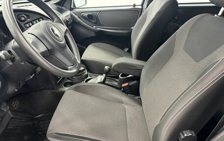 Chevrolet Niva I рестайлинг, 2017 год, 835 000 рублей, 13 фотография