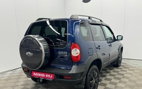 Chevrolet Niva I рестайлинг, 2017 год, 835 000 рублей, 4 фотография