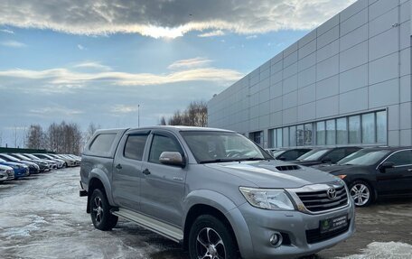 Toyota Hilux VII, 2014 год, 2 600 000 рублей, 2 фотография