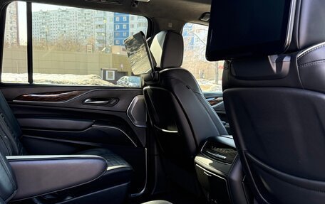 Cadillac Escalade V, 2021 год, 7 900 000 рублей, 7 фотография