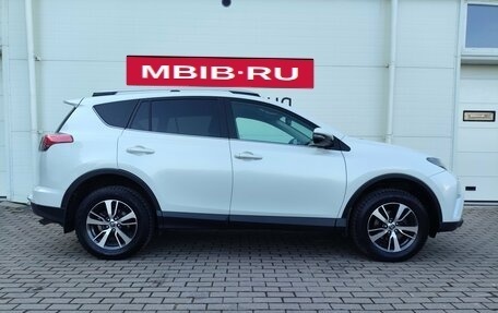 Toyota RAV4, 2018 год, 2 849 000 рублей, 6 фотография