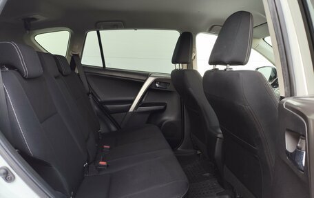 Toyota RAV4, 2018 год, 2 849 000 рублей, 15 фотография