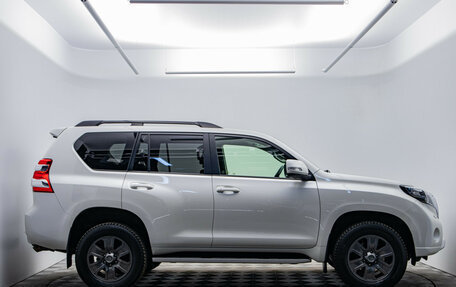 Toyota Land Cruiser Prado 150 рестайлинг 2, 2016 год, 4 288 000 рублей, 4 фотография