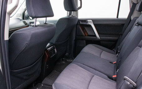 Toyota Land Cruiser Prado 150 рестайлинг 2, 2016 год, 4 288 000 рублей, 11 фотография